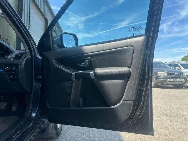 Volvo XC90 Xc90 2.4 D5 R-design Nav Geartronic 4Wd Euro 5 Black #17