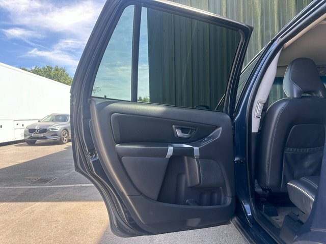 Volvo XC90 Xc90 2.4 D5 R-design Nav Geartronic 4Wd Euro 5 Black #23