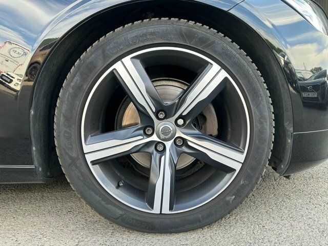 Volvo V90 Volvo Estate 2.0 T4 Momentum Geartronic Blue #14