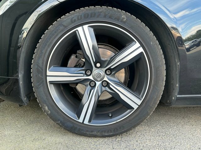 Volvo V90 Volvo Estate 2.0 T4 Momentum Geartronic Blue #13