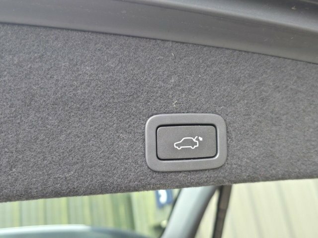 Volvo XC60 2.0 D4 Se Lux Nav Suv Euro 6 S LS65UOF Grey #3