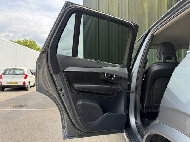 Volvo XC90 D5 Inscription  #24