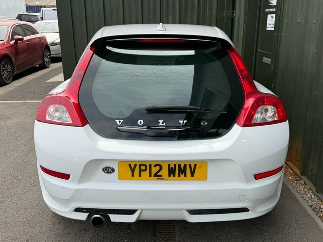 Volvo C30 2.0 D3 Se Lux Geartronic Silver #8