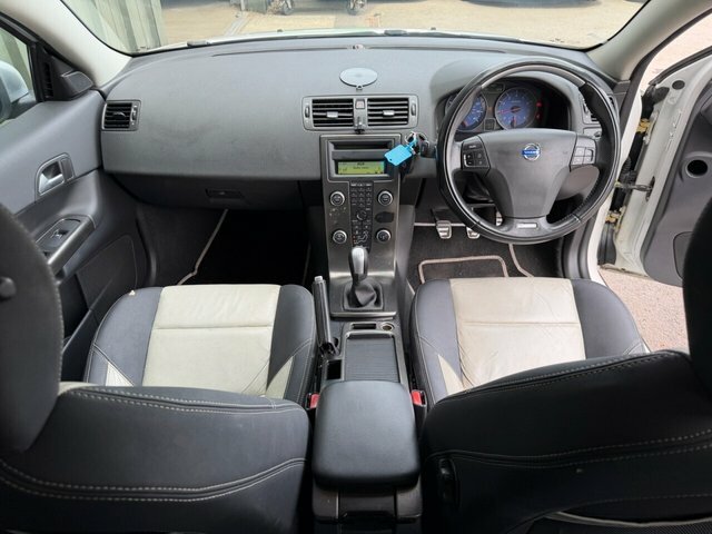 Volvo C30 2.0 D3 Se Lux Geartronic Silver #20