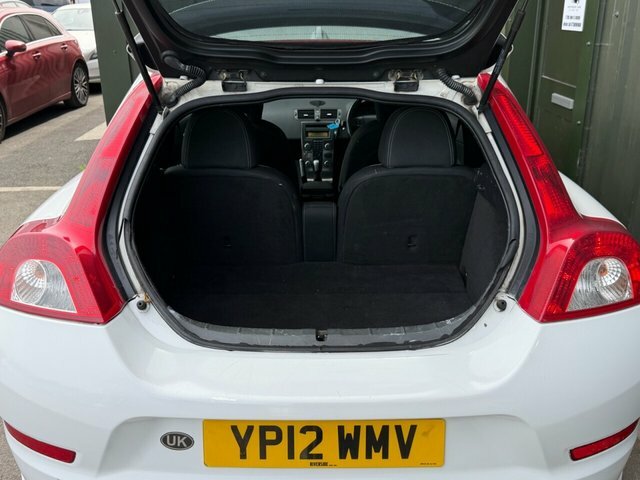 Volvo C30 2.0 D3 Se Lux Geartronic Silver #9