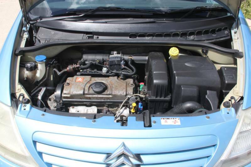 Citroen C3 Hatchback 1.4 Silver #11