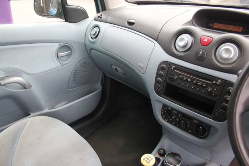Citroen C3 1.4I Sx - 2003 53 Blue #4