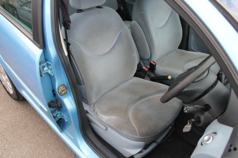 Citroen C3 Hatchback 1.4 Silver #7