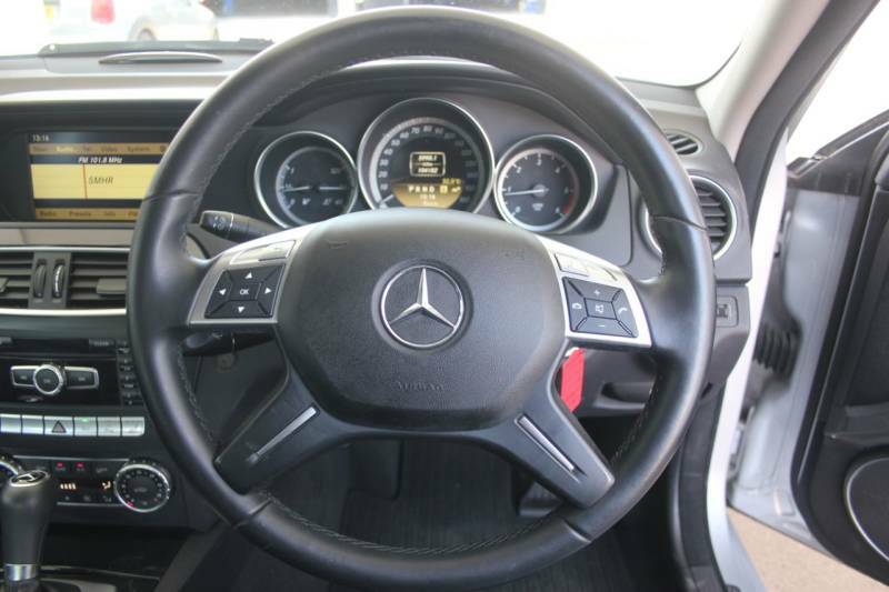 Mercedes-Benz C Class C220 Cdi Blueefficiency Se Edition 125 Silver #3