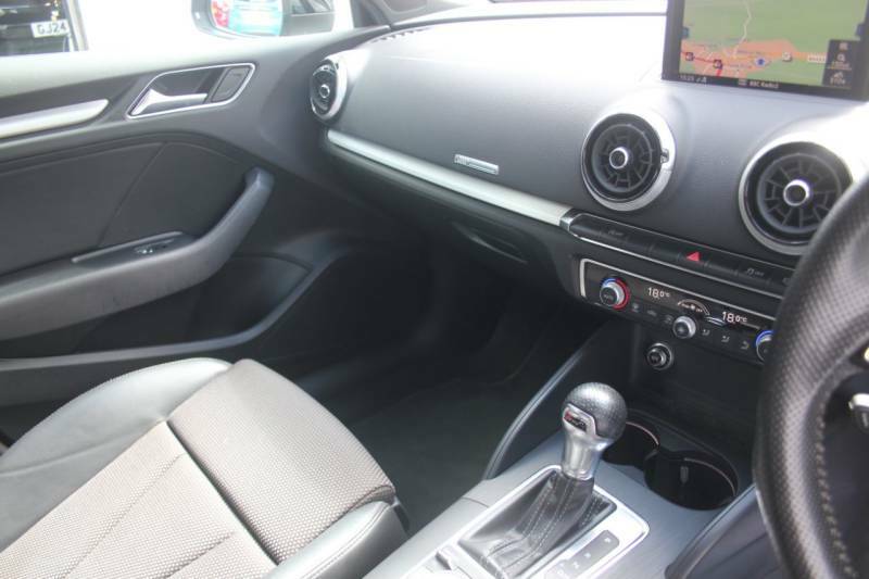 Audi A3 35 Tfsi Black Edition S Tronic - 2019 19 DF19MHV Blue #5