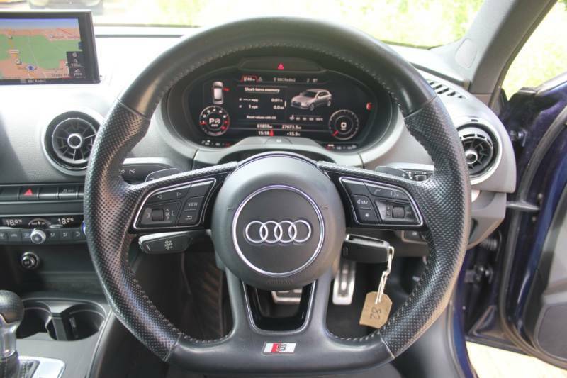 Audi A3 35 Tfsi Black Edition S Tronic - 2019 19 DF19MHV Blue #3