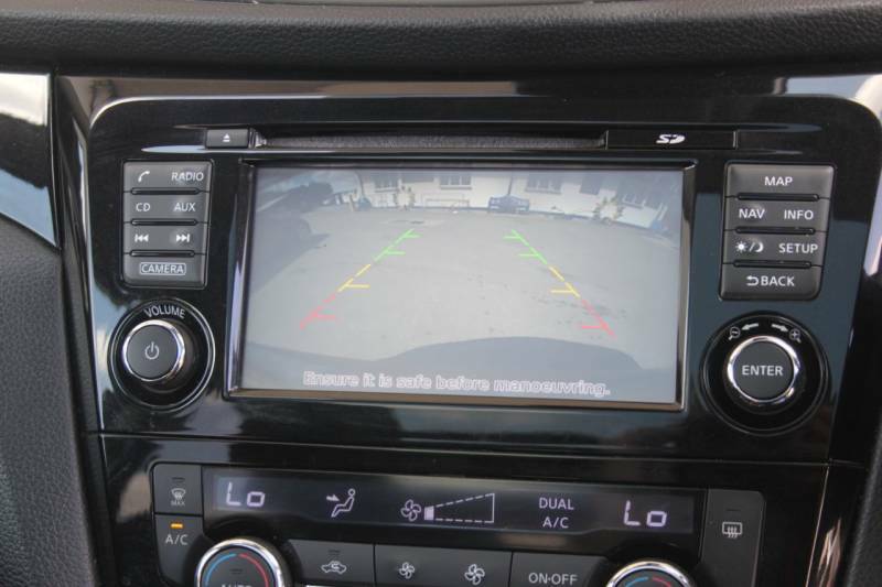 Nissan Qashqai 1.2 Dig-t Acenta Premium Brown #5