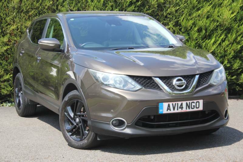 Nissan Qashqai 1.2 Dig-t Acenta Premium Brown