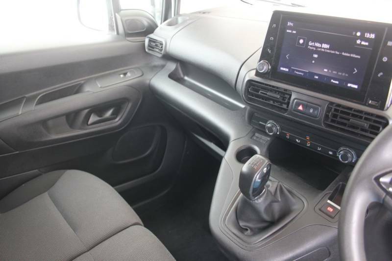 Vauxhall Combo 2000 1.5 Turbo D 100Ps H1 Sportive Van White #5