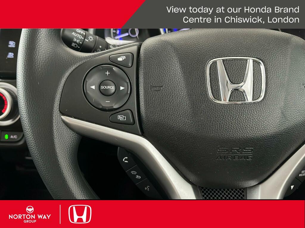 Honda Jazz 1.3 I-vtec Ex Navi 5-Door White #21