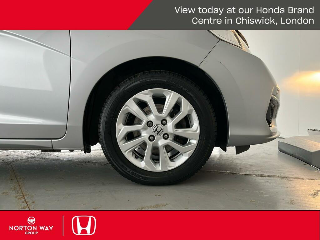 Honda Jazz 1.3 I-vtec Ex Navi 5-Door White #22