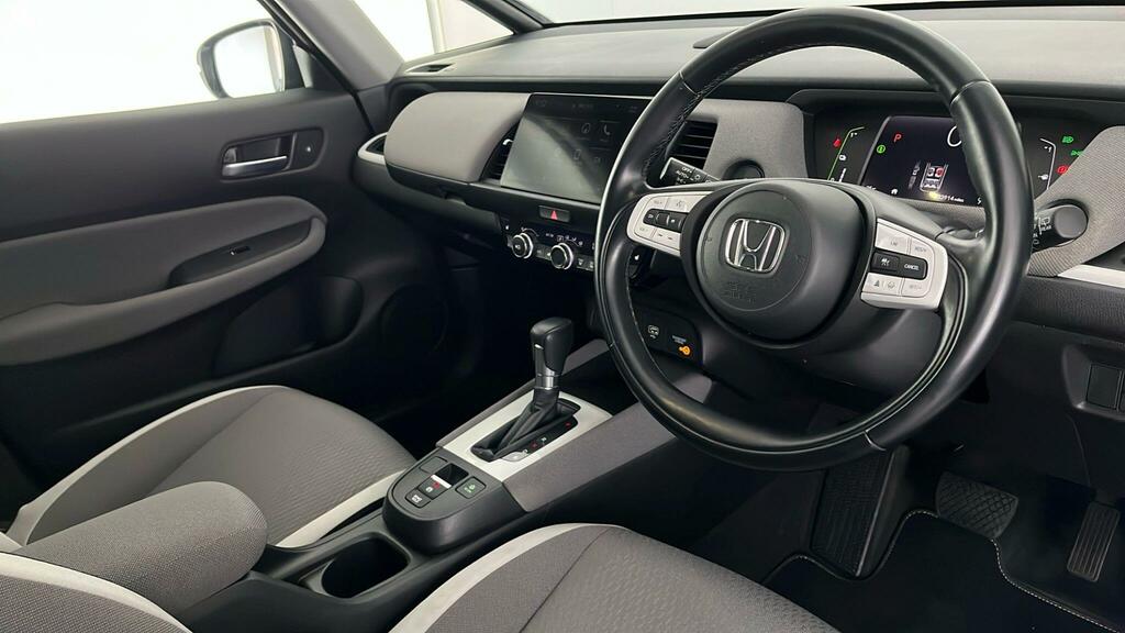 Honda Jazz I-mmd Sr White #18