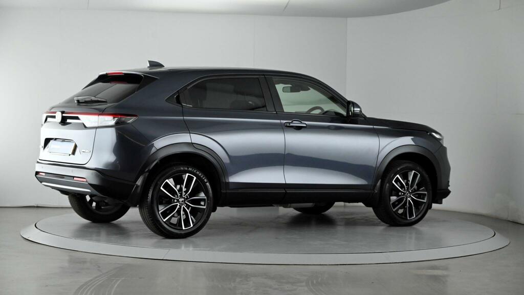 Honda Hr-V Advance White #23