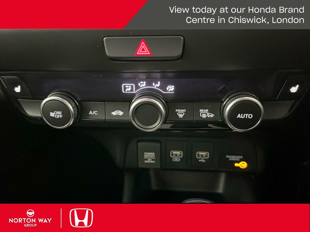 Honda Jazz 1.3H Ima Hs-t Red #18