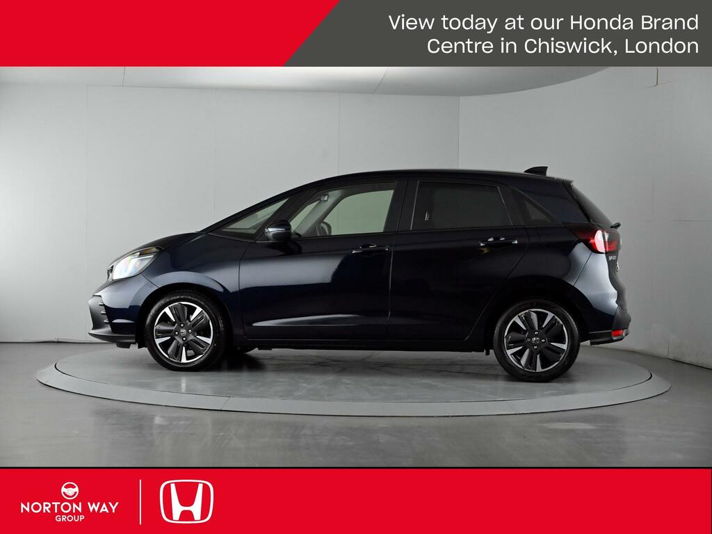 Honda Jazz 1.3H Ima Hs-t Red #8