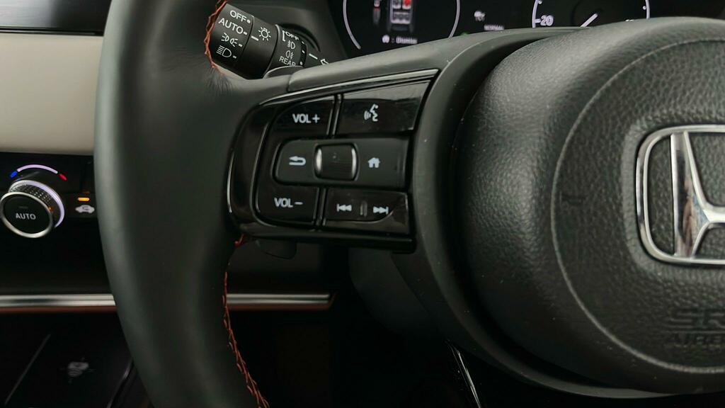 Honda Hr-V Elegance I-mmd Cvt Green #19