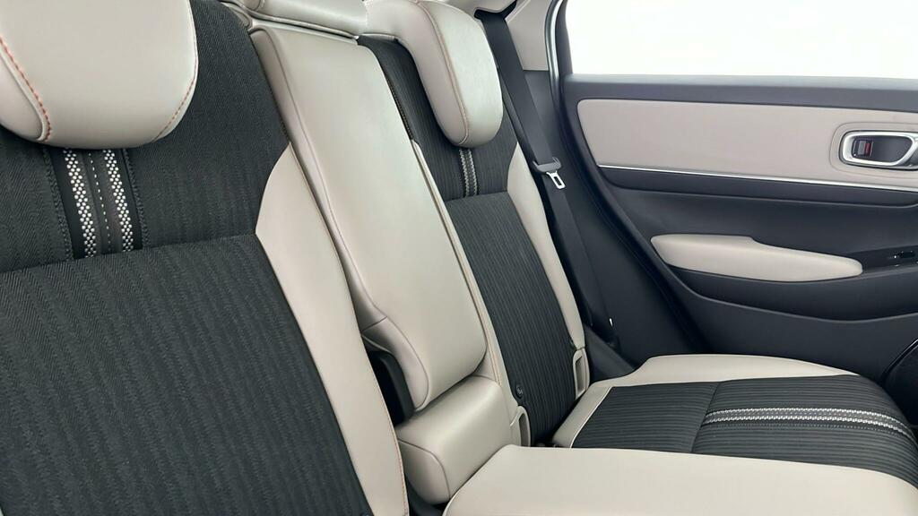 Honda Hr-V Elegance I-mmd Cvt Green #11