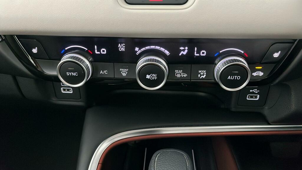 Honda Hr-V Elegance I-mmd Cvt Green #18