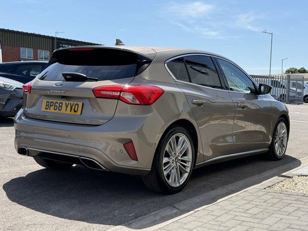 Ford Focus 1L Vignale BP68YYO Silver #5