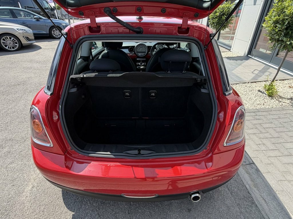 Mini Hatch 1.6L Cooper Red #5