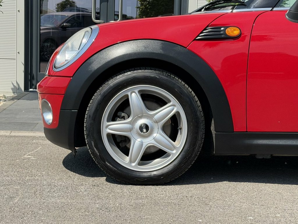Mini Hatch 1.6L Cooper Red #2