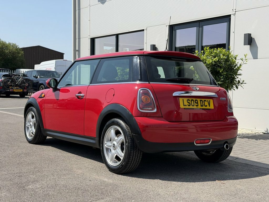 Mini Hatch 1.6L Cooper Red #3