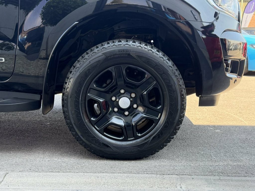 Ford Ranger  White #8