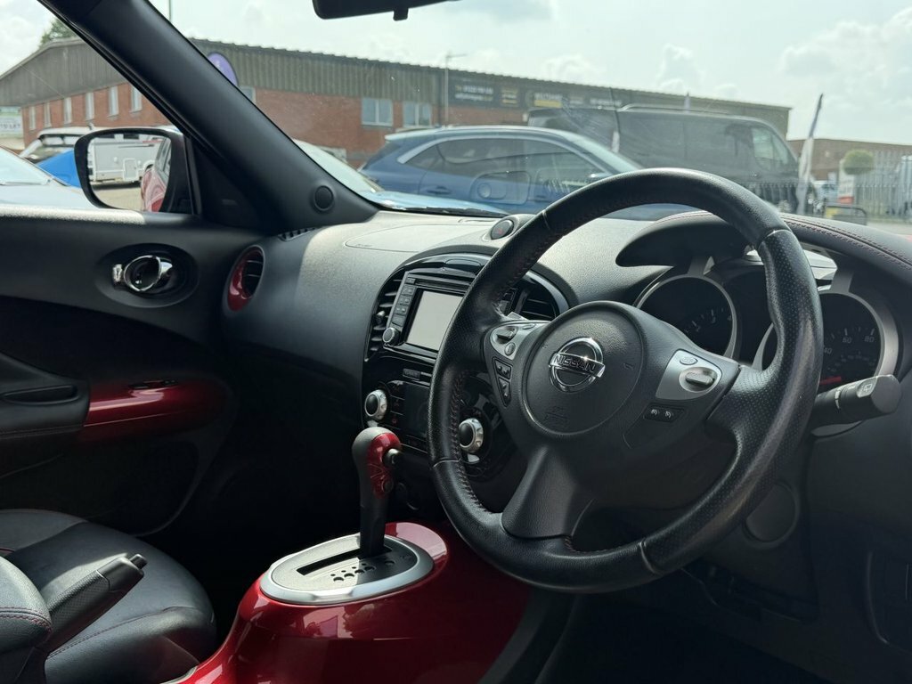 Nissan Juke 1L Tekna Red #2