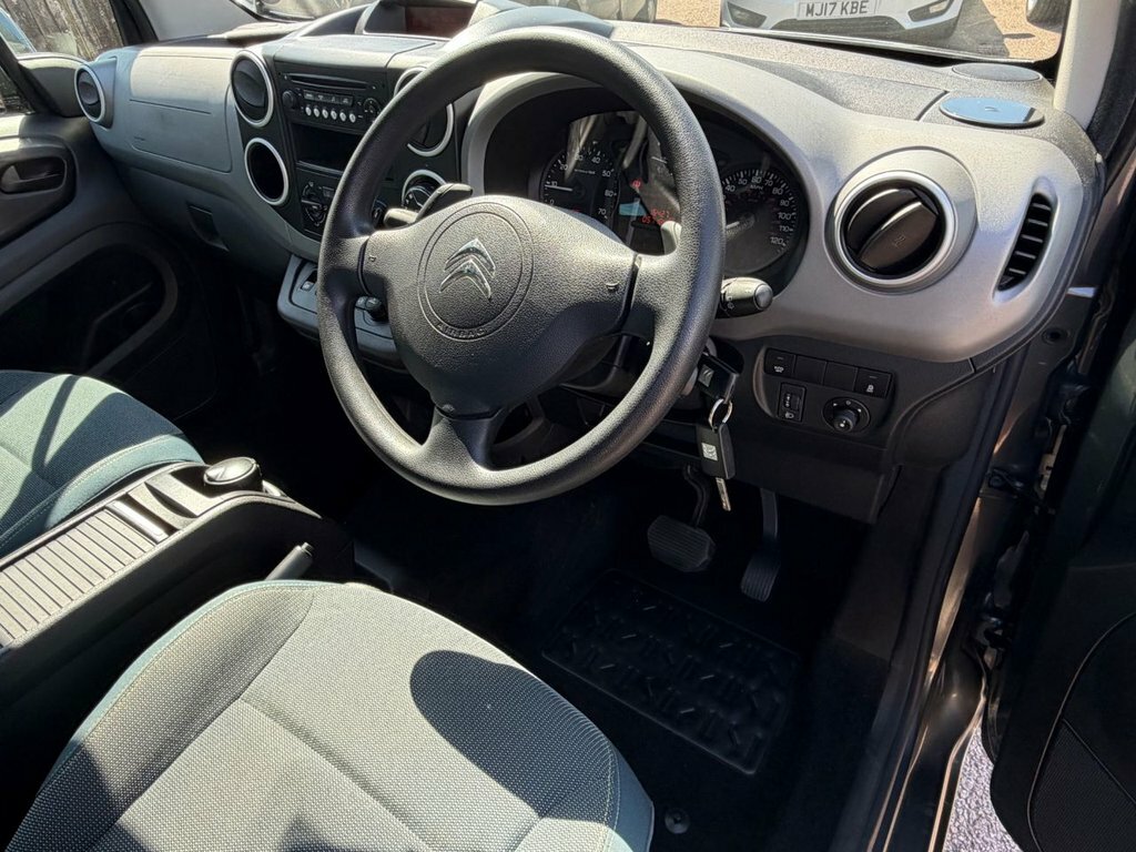 Citroen Berlingo 1.6L Feel Grey #3
