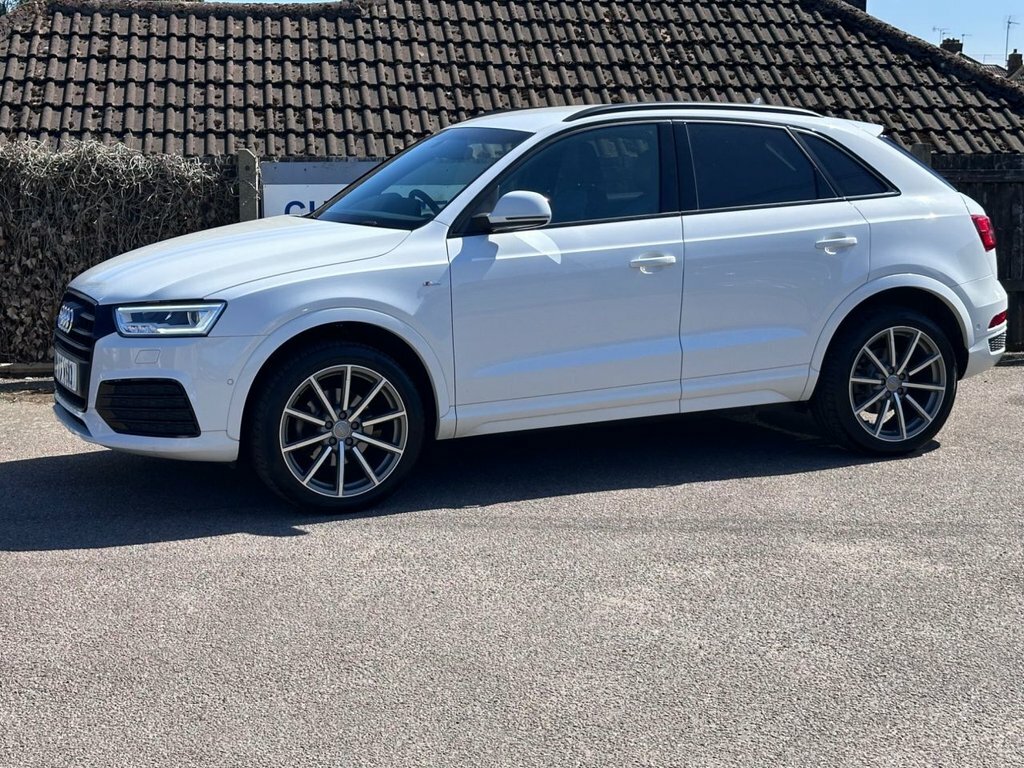 Audi Q3 2L S Line Plus White #3