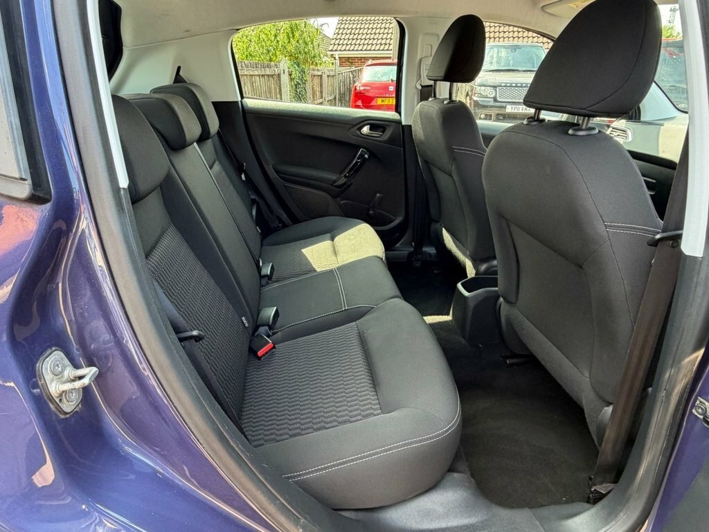 Peugeot 208 1.2L Active Blue #5