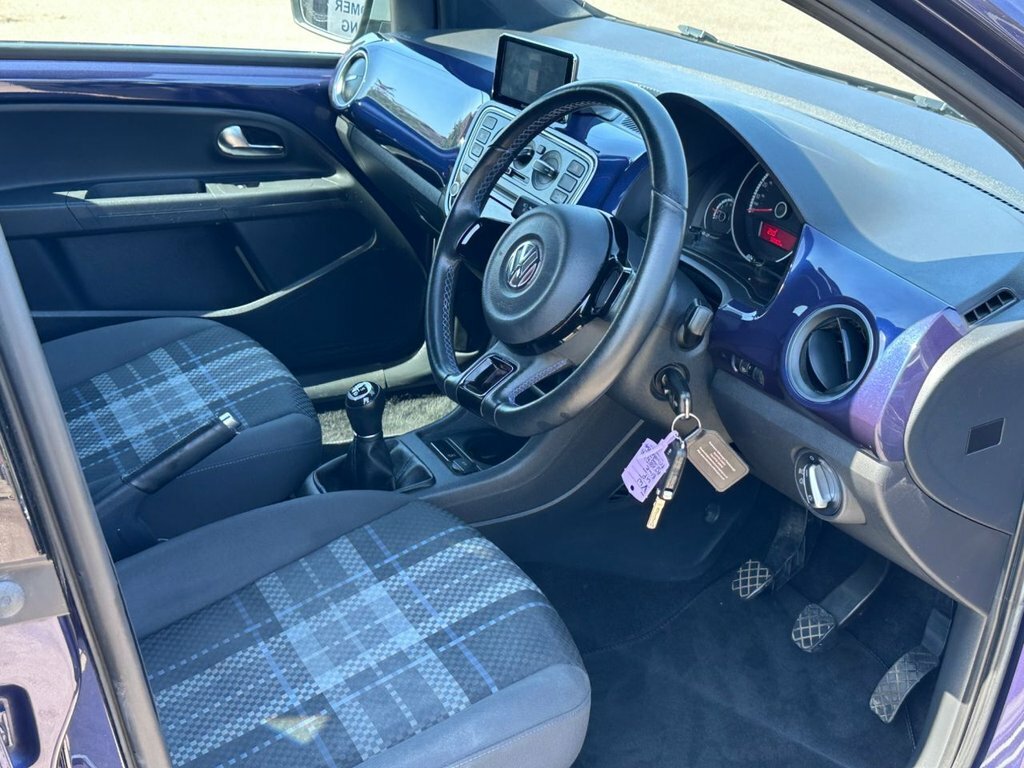 Volkswagen Up 1L Club Up Blue #4