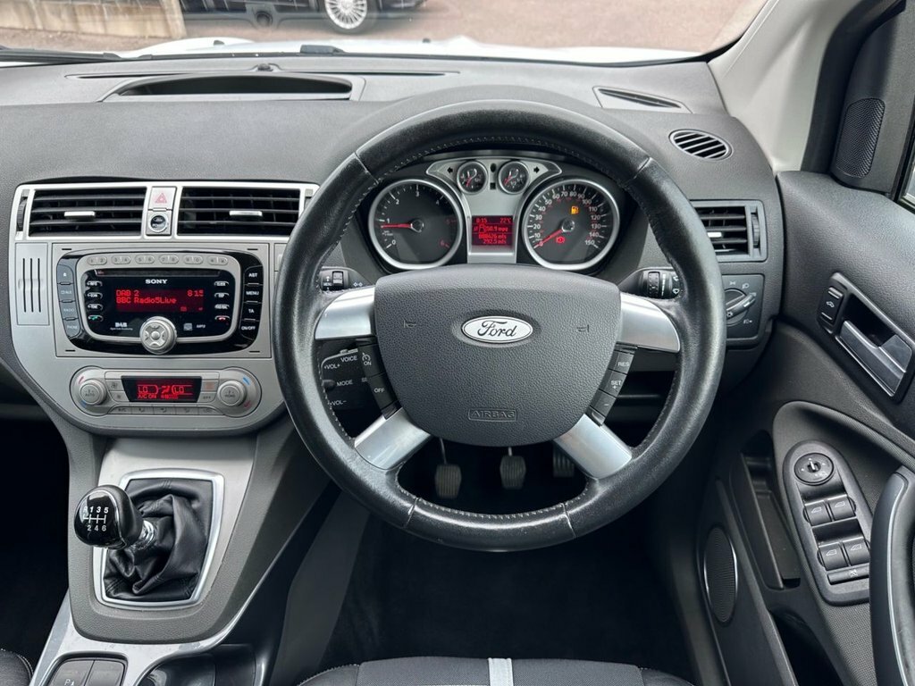 Ford Kuga Kuga Titanium Tdci 140 Black #14