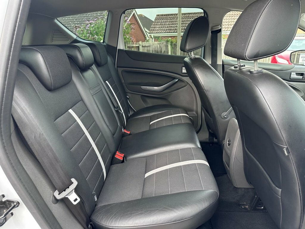 Ford Kuga Kuga Titanium Tdci 140 Black #12