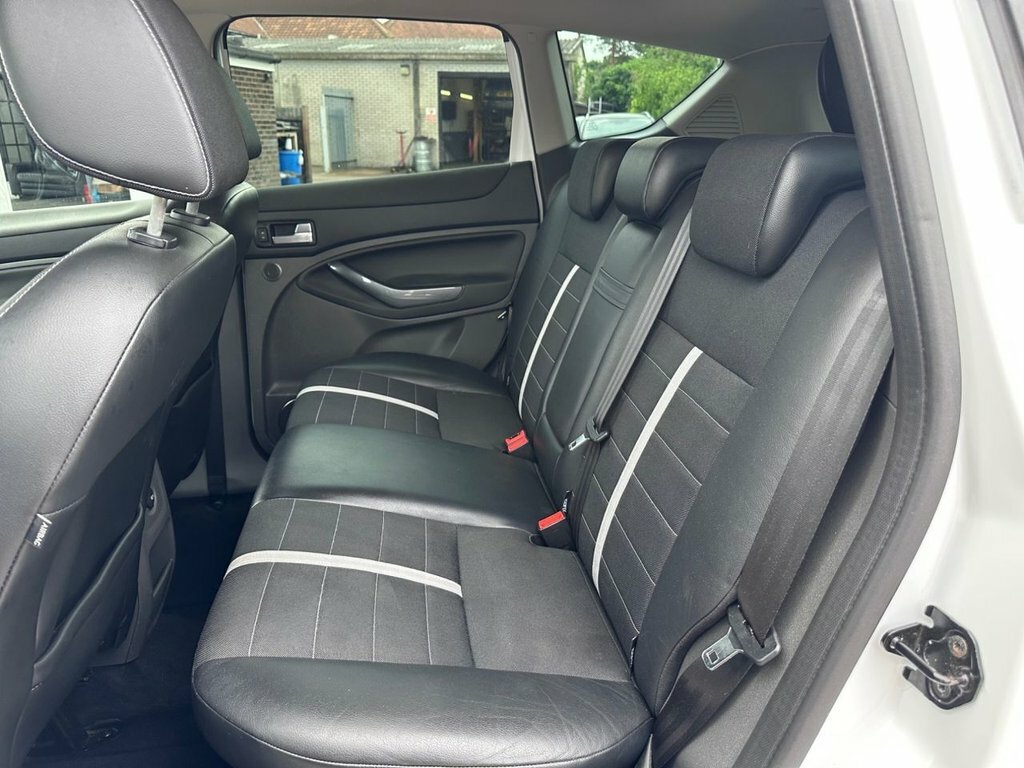 Ford Kuga Kuga Titanium Tdci 140 Black #16