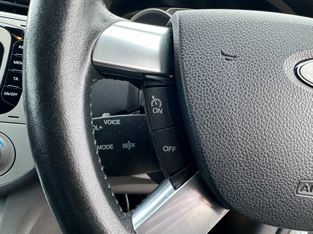 Ford Kuga Kuga Titanium Tdci 140 Black #9