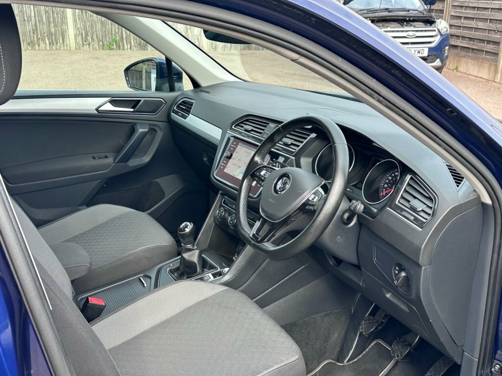 Volkswagen Tiguan 2L Se Navigation Blue #4