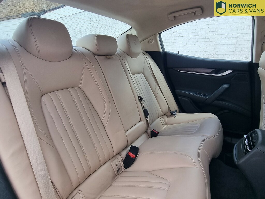 Maserati Ghibli 3L Null Black #54