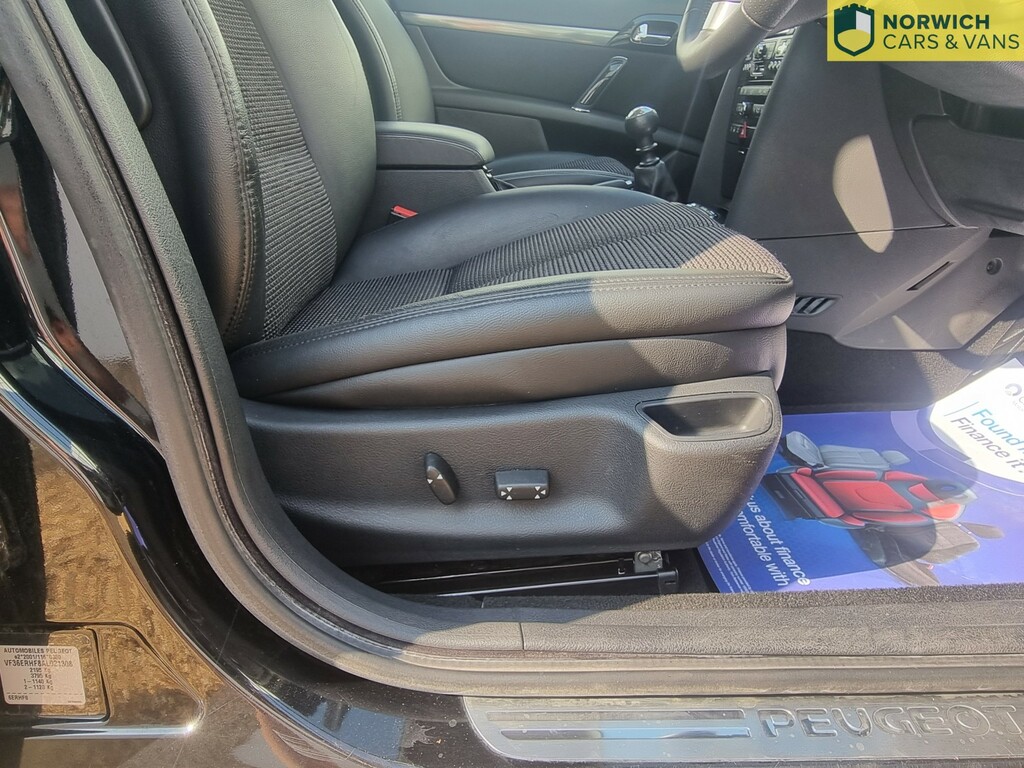 Peugeot 407 SW Sr Red #17