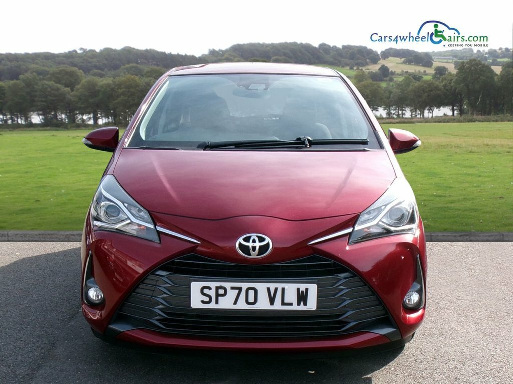Toyota Yaris Hatchback SP70VLW Red #4