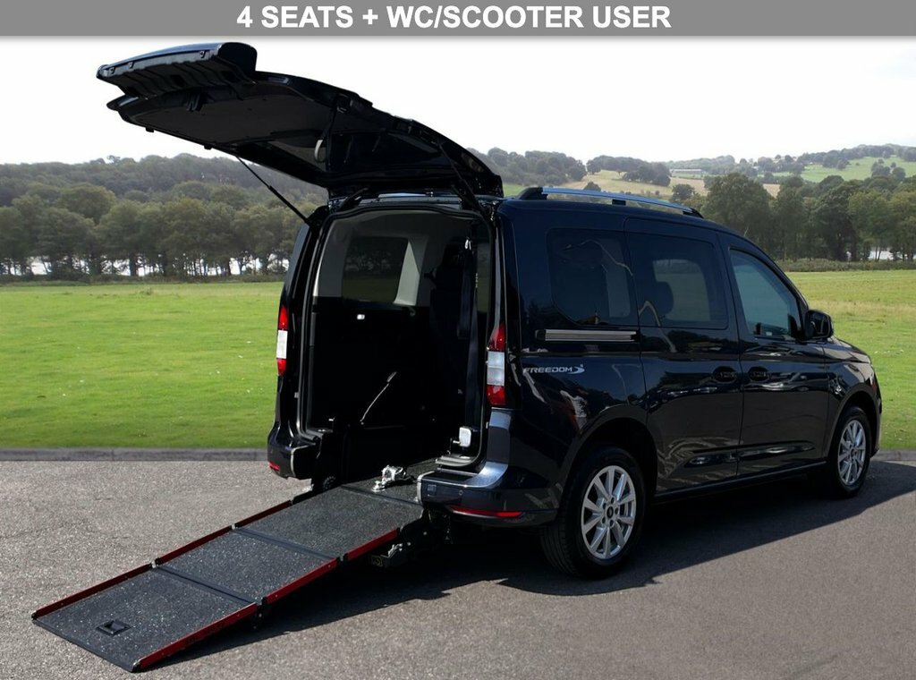 Ford Tourneo Connect 2L Titanium Blue