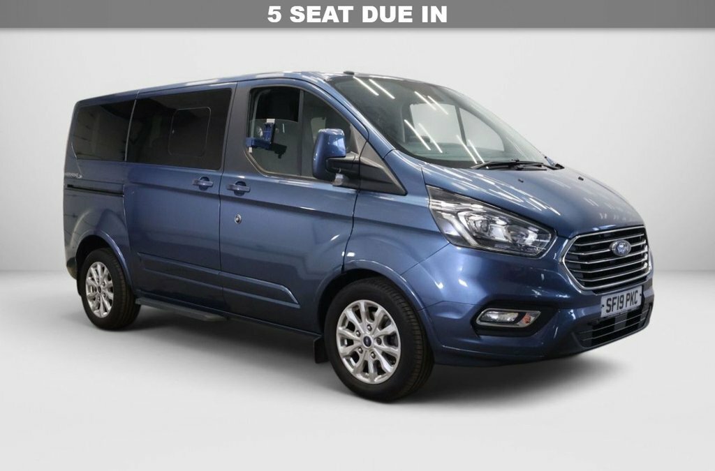Ford Tourneo Custom 2L Titanium Blue