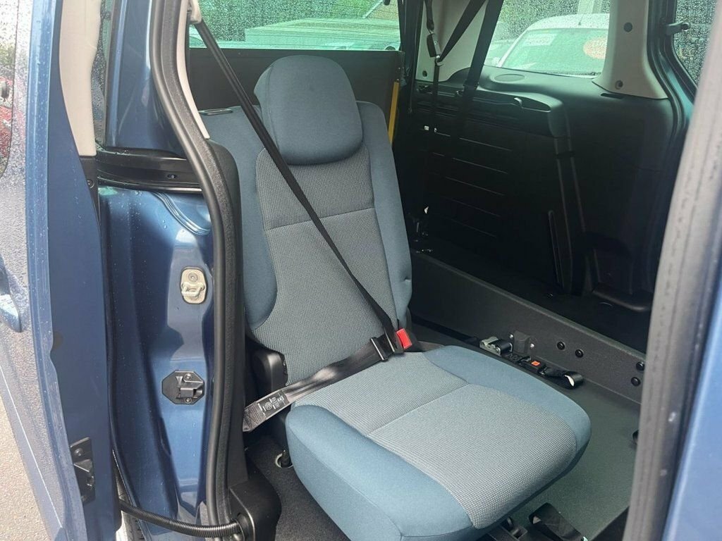 Citroen Berlingo 1.5 Bluehdi Flair M Mpv Euro 6 Green #13