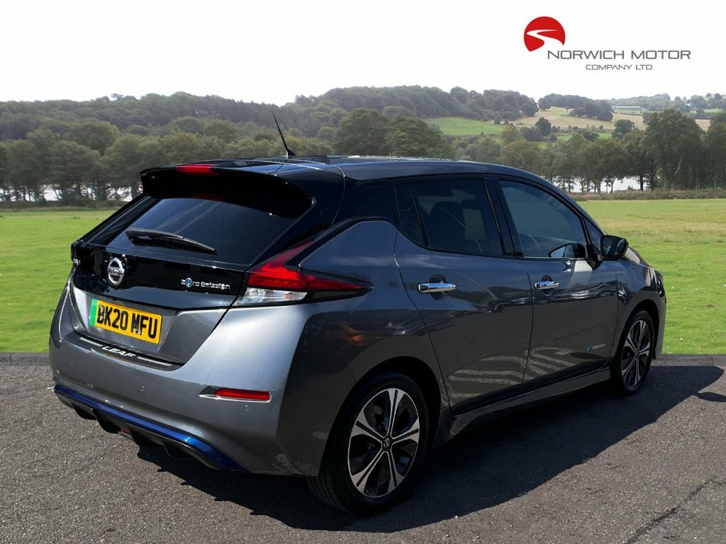 Nissan Leaf Hatchback Grey #3