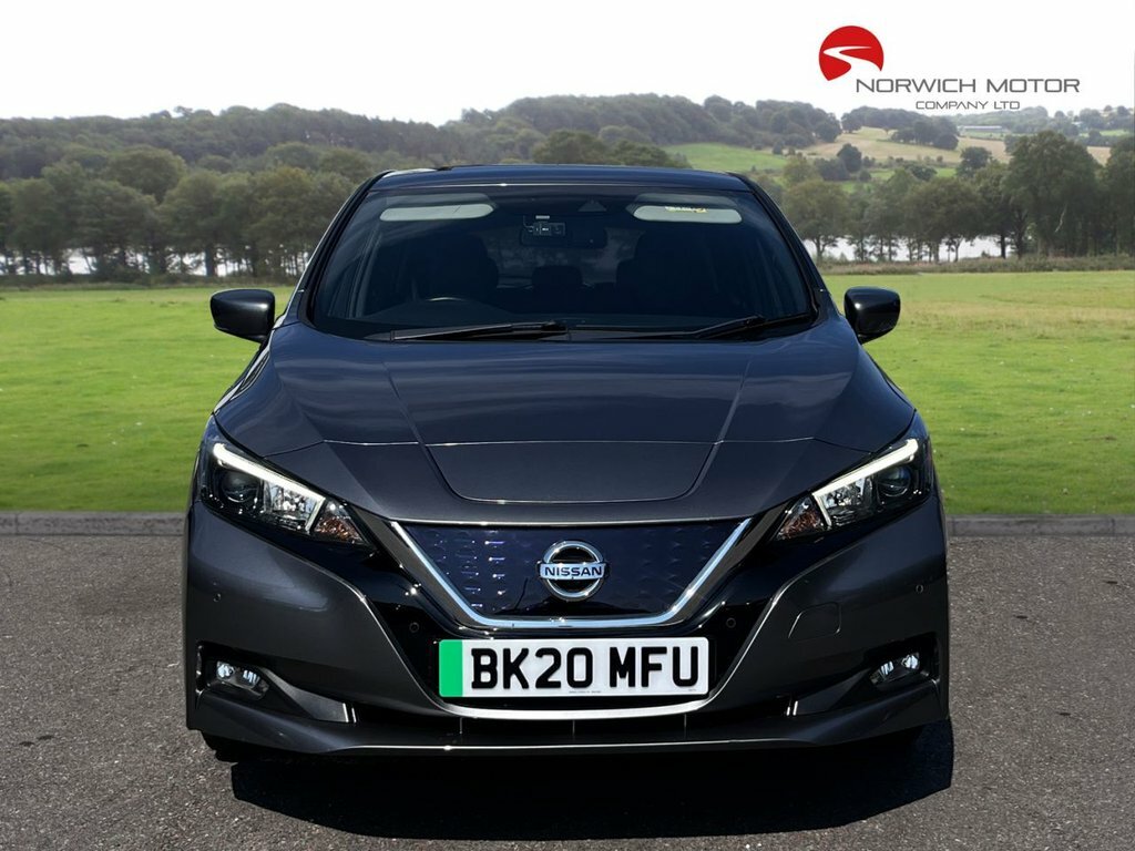 Nissan Leaf Hatchback Grey #4